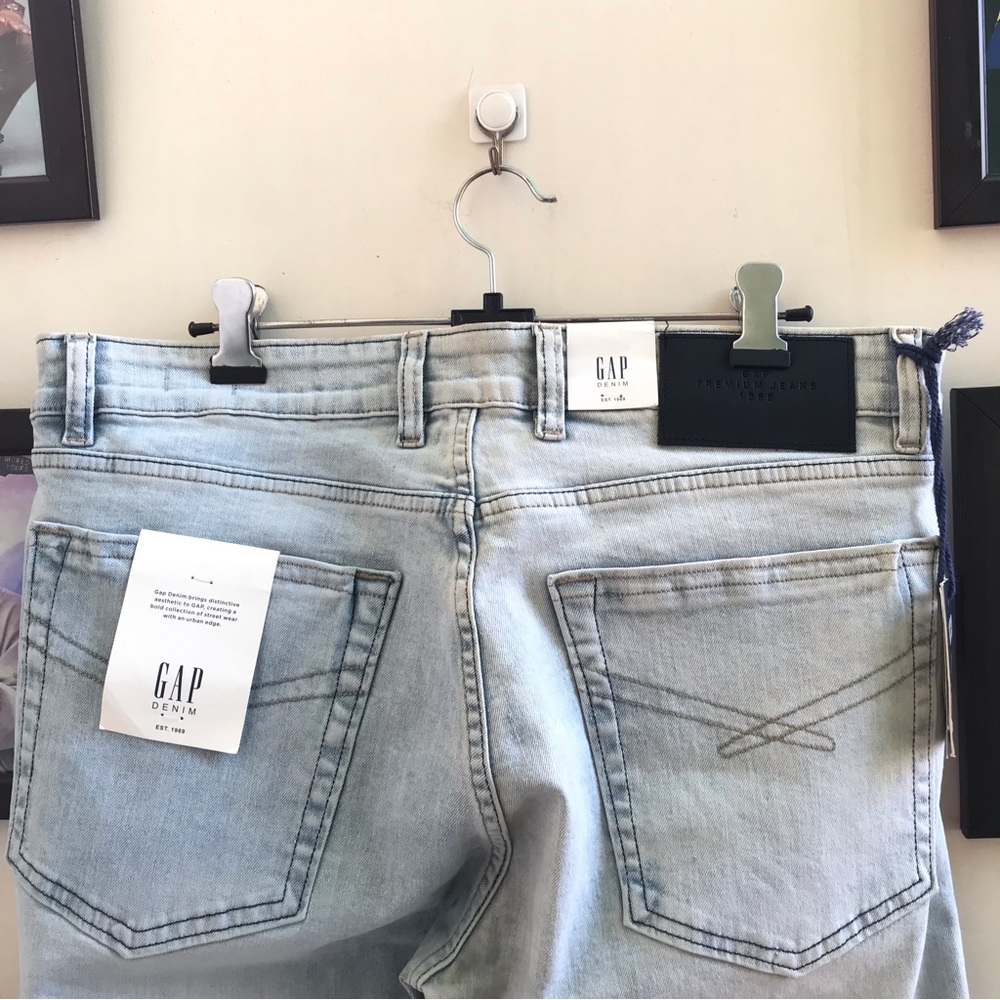 Gap brand new jeans (32-34) (more beautiful in real ) - Picture 7 of 12